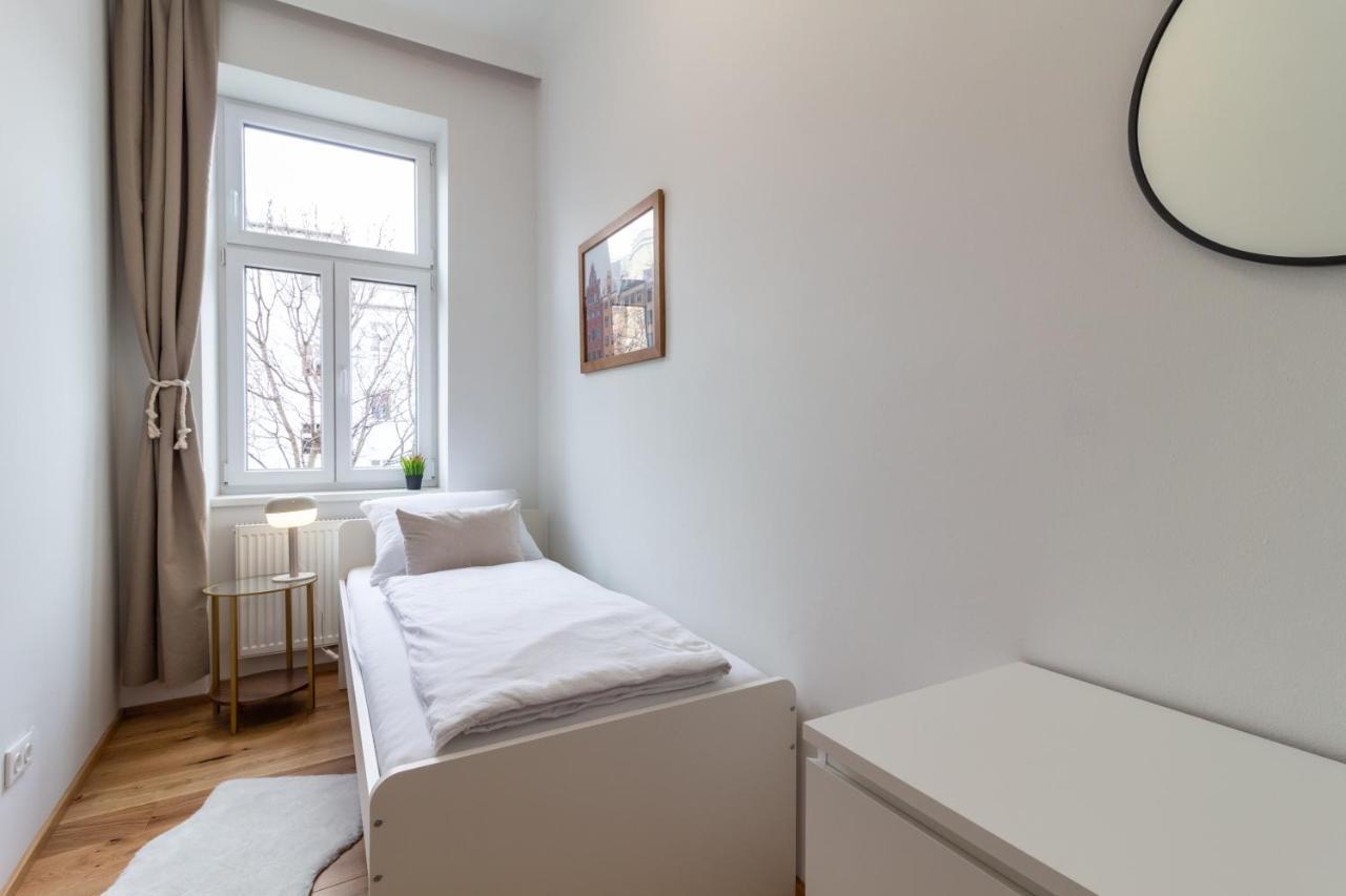Cozy, Generous City Apartment - 10 Min To City-Centre - Contactless 24H Check-In Wien Eksteriør bilde