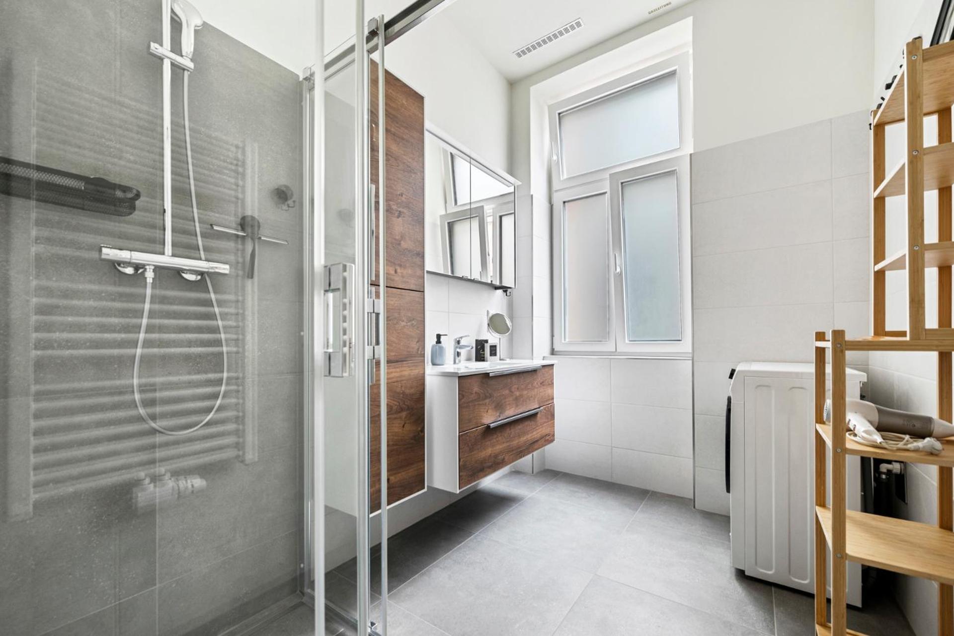 Cozy, Generous City Apartment - 10 Min To City-Centre - Contactless 24H Check-In Wien Eksteriør bilde